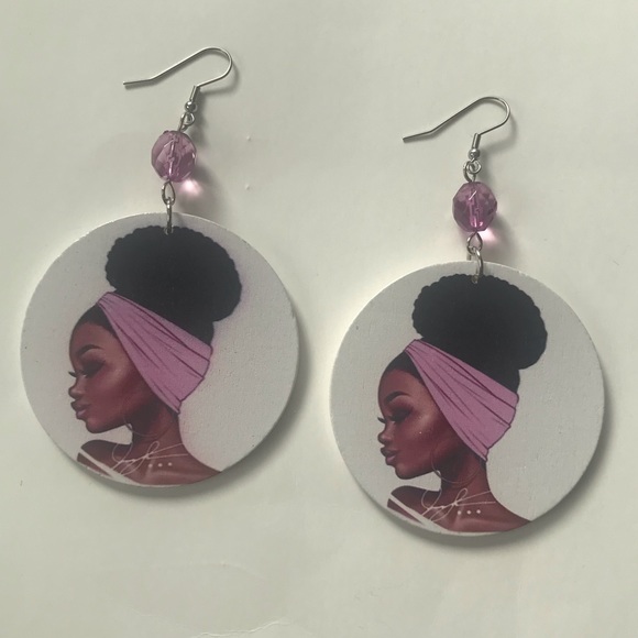 Wooden Dangle Black African Woman Earrings - Picture 1 of 3